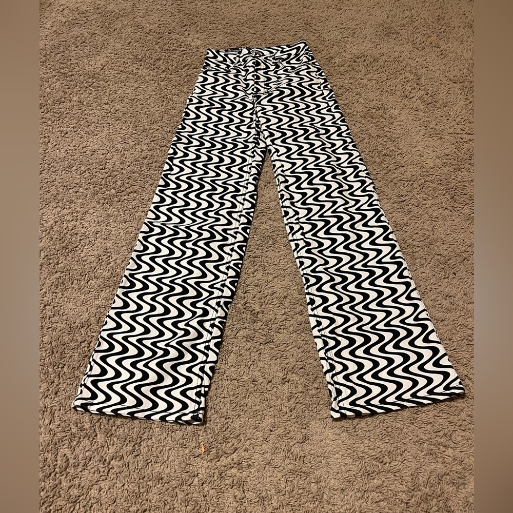 H&M Monochrome Wave Pattern Pants
